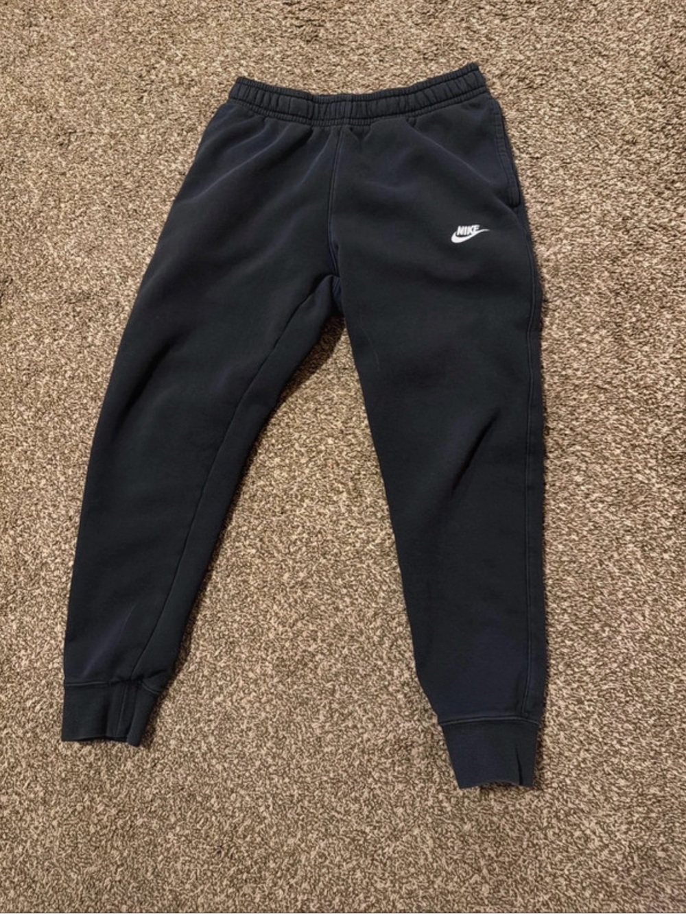 Men’s Nike Black Fleece Jogger Pants (Small)